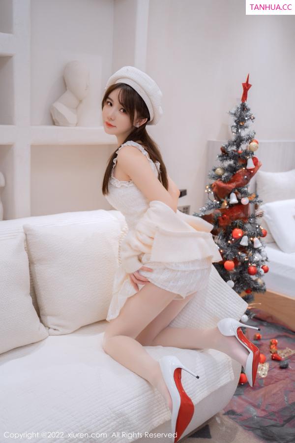 婠婠么  [XiuRen]高清写真图 2022.12.21 No.6025 婠婠么 丝袜美腿第35张图片